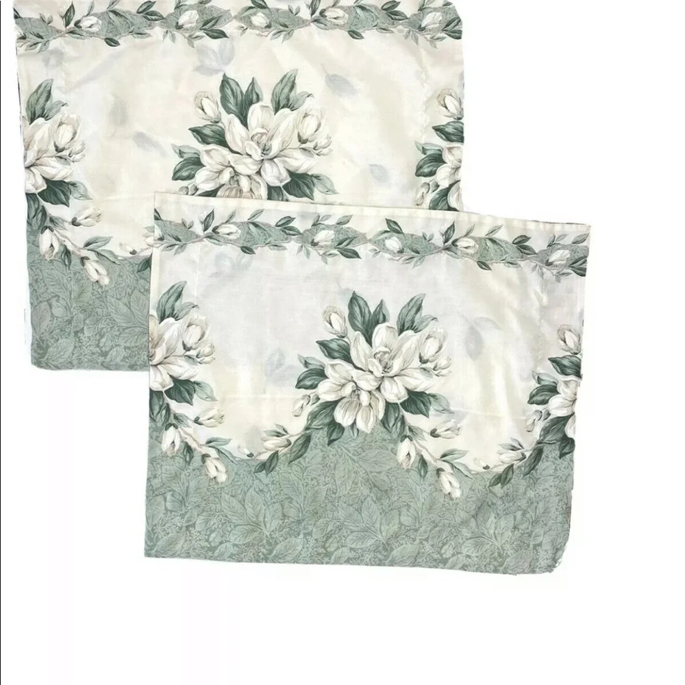 Vintage 1980s Luxury King Pillowcases Shams leaves